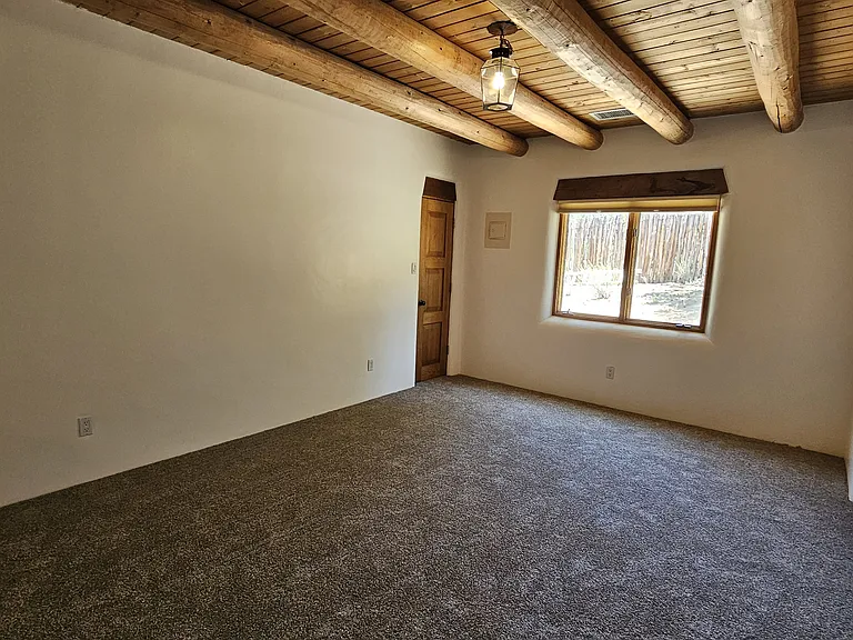 1306 Lejano Ln — Photo 24