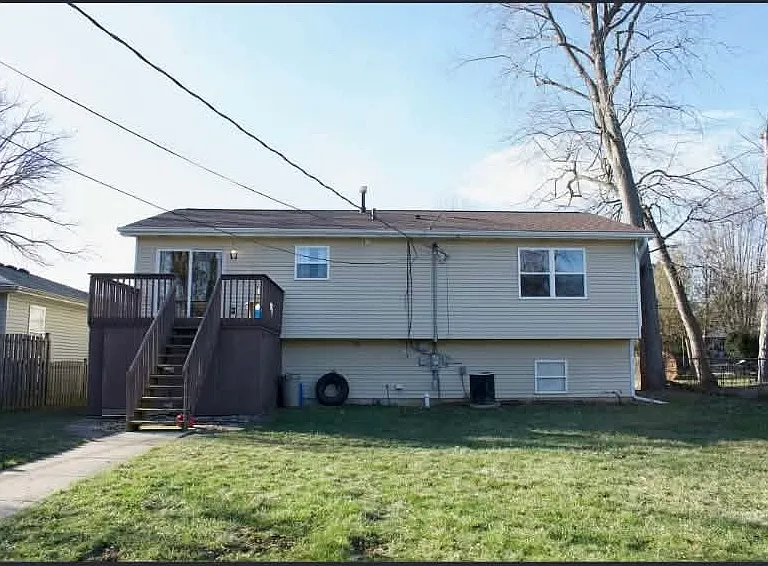 2921 Gilboa Ave — Photo 15
