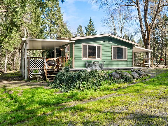 5th image of 3477 Helms Rd