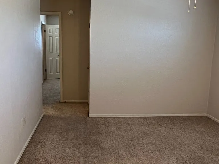 Peppertree Apartments — Photo 6