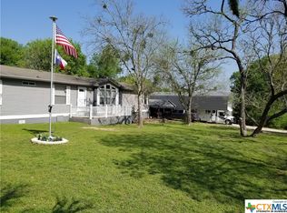 112 Deer Run Dr, Cedar Creek, TX 78612