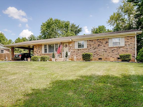 2nd image of 1709 Scenic Dr
