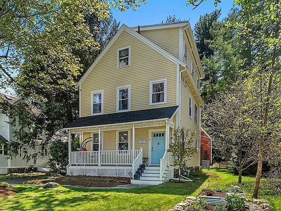 2nd image of 77 Brook Rd