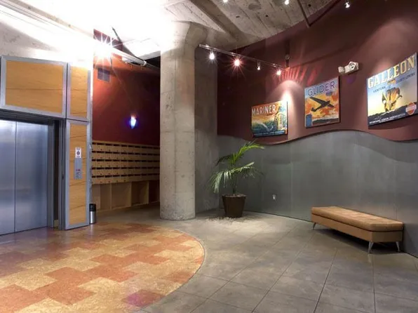 201 4th St APT 308, Oakland, CA 94607