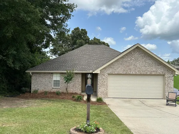 210 Collins Rd, Petal, MS 39465