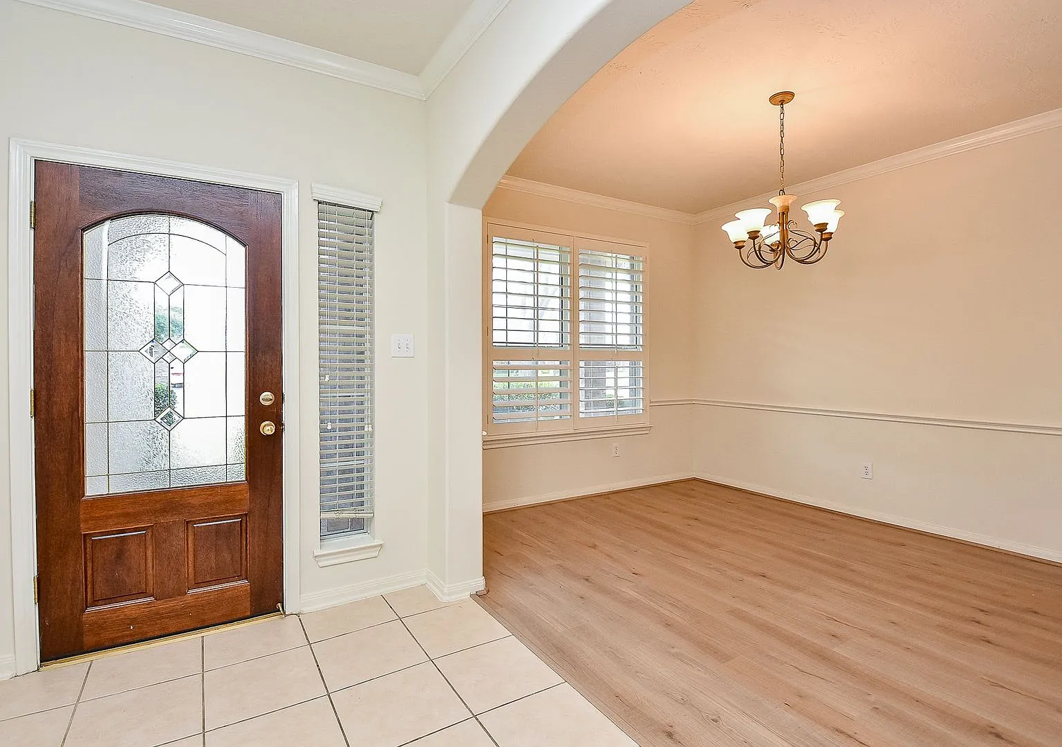 Ready Now-Tons of recent upgrades including laminate flooring — Photo 3