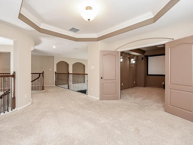 6034 Gracys Landing Ln — Photo 30
