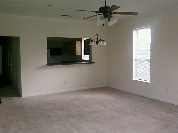 Living/ Dining area