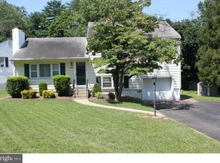 2027 Spring Mill Rd, Conshohocken, PA 19428