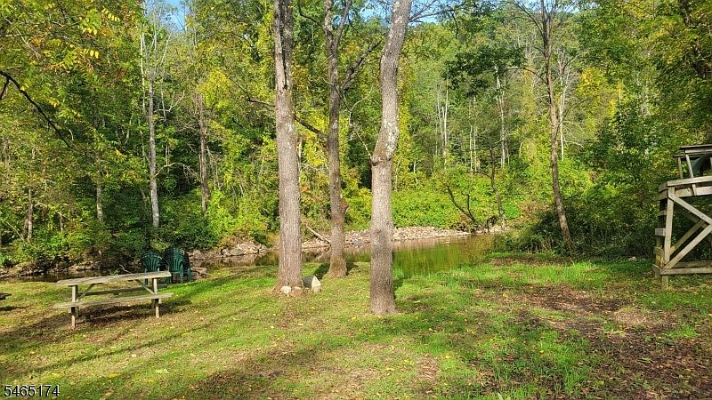 2nd image of 292 W Mill Rd