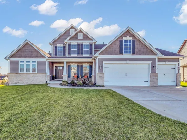 230 Castle Stuart Ct, Dardenne Prairie, MO 63368