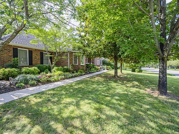 4th image of 3110 Evreux Dr