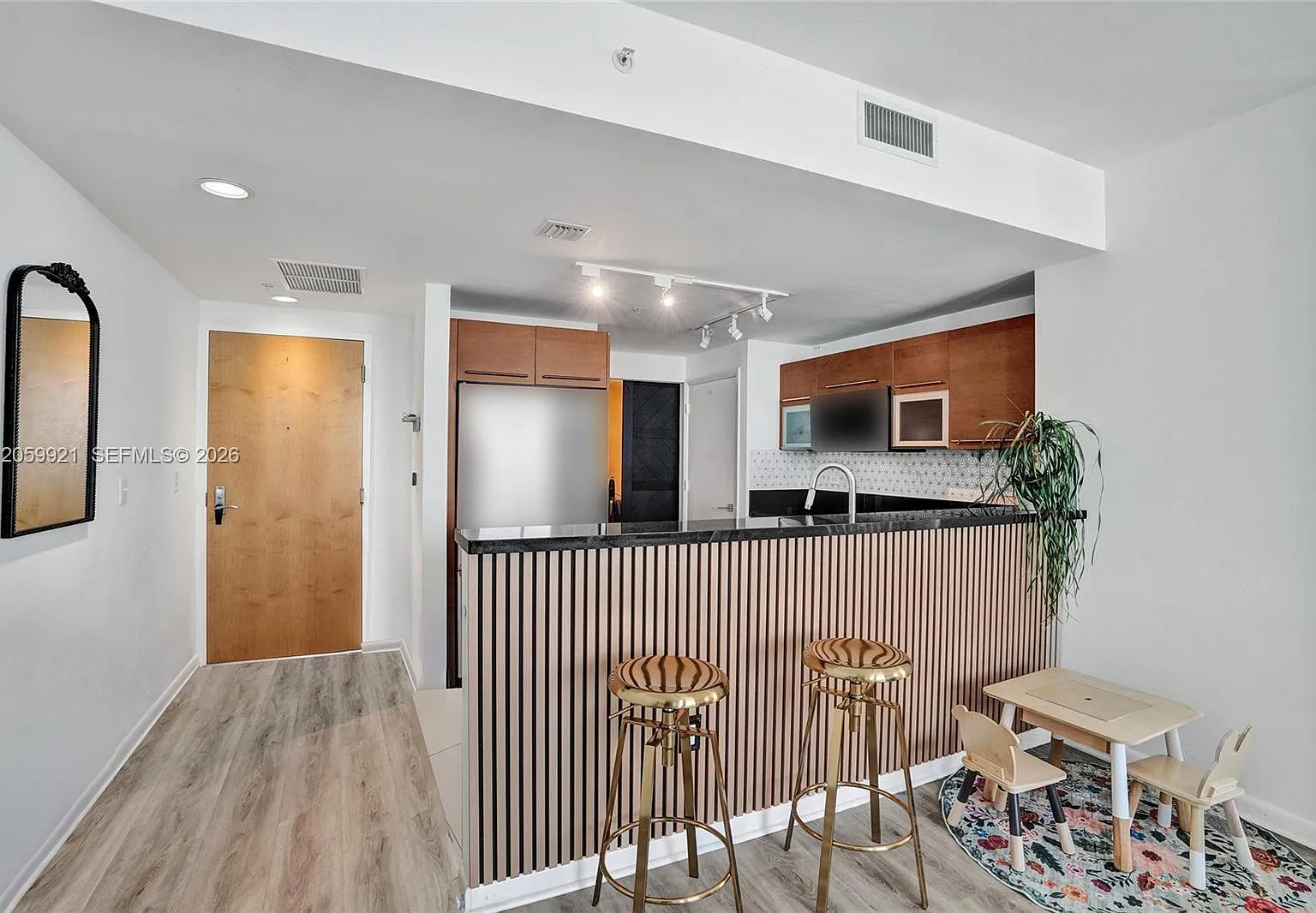 Vizcayne North Condo — Photo 4