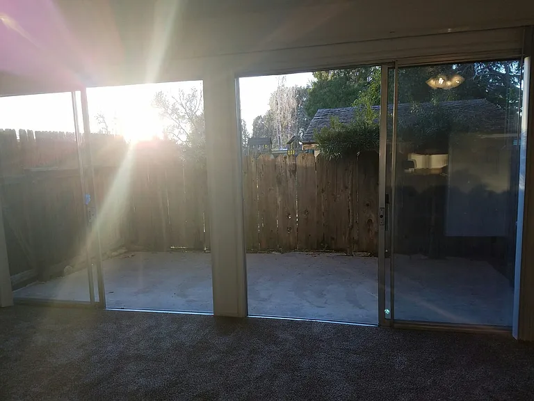 1078 Franklin Ave — Photo 50