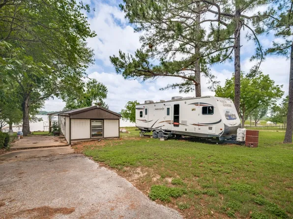 117 Prairie Dr, Mabank, TX 75156