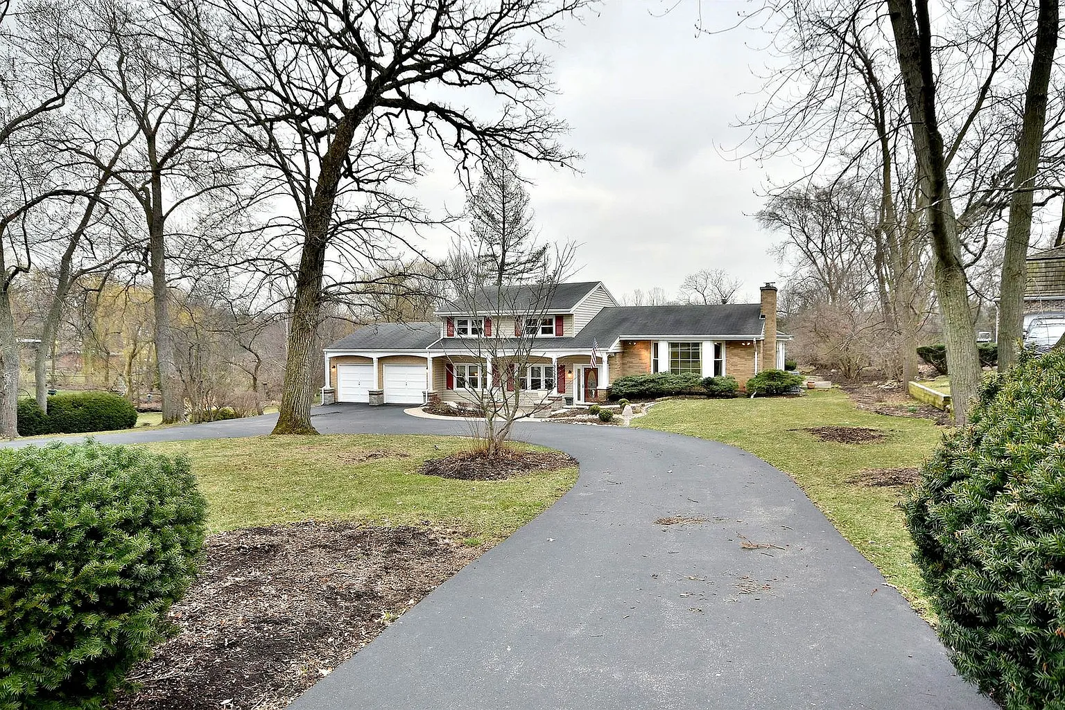 3S235 Mulberry Ln photo 1