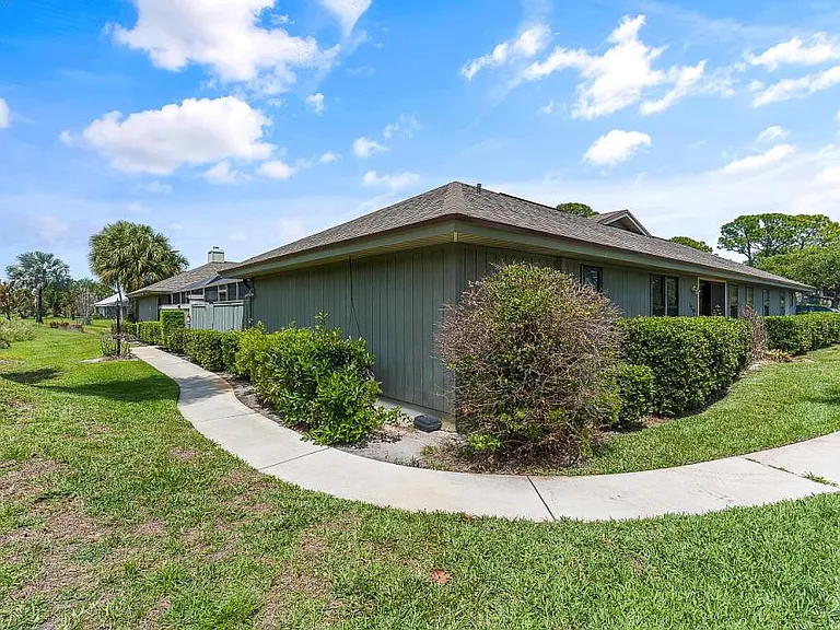 721 Timber Ridge Trl SW #D — Photo 8