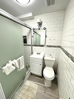 Rented by OvCo Realty | media 40