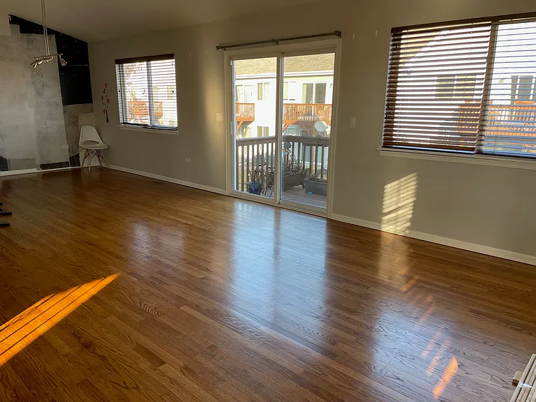 3031 Saganashkee Ln #3031 — Photo 7