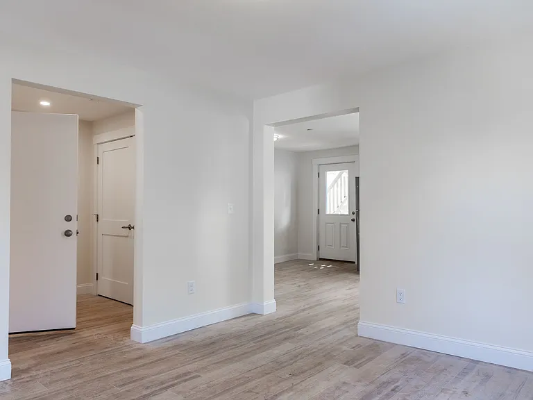71 Friend St #1L — Photo 12