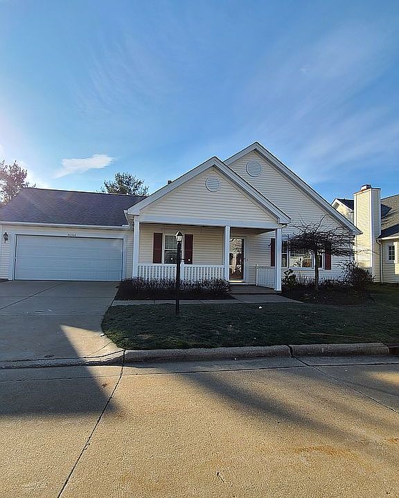 1st image of 20366 Berkshire Cir