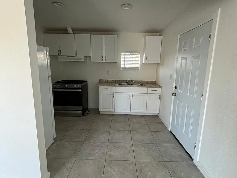 52280 Calle Techa #2 — Photo 4
