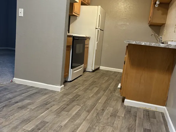 1113 Grooms St, Pawnee, IL