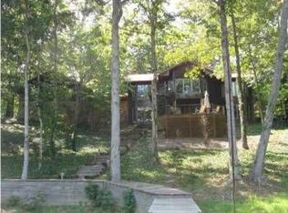 15399 Beacon Point Dr, Northport, AL 35475