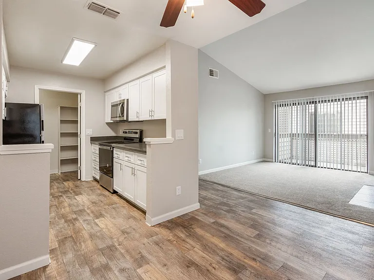 Hidden Lake Condominium Rentals — Photo 6