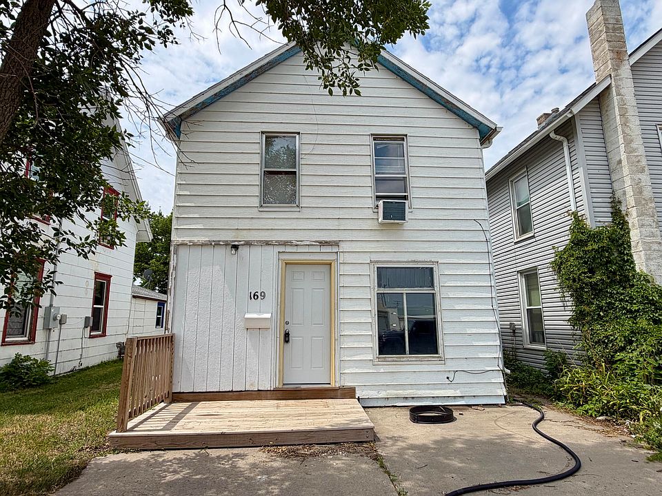 1st image of 169 Iowa Ave SE