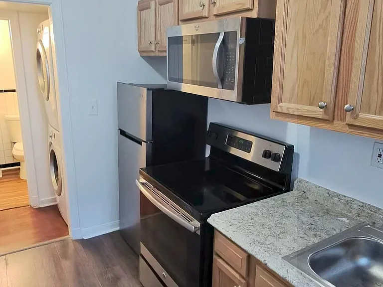 407 Lebaum St SE #1 — Photo 9