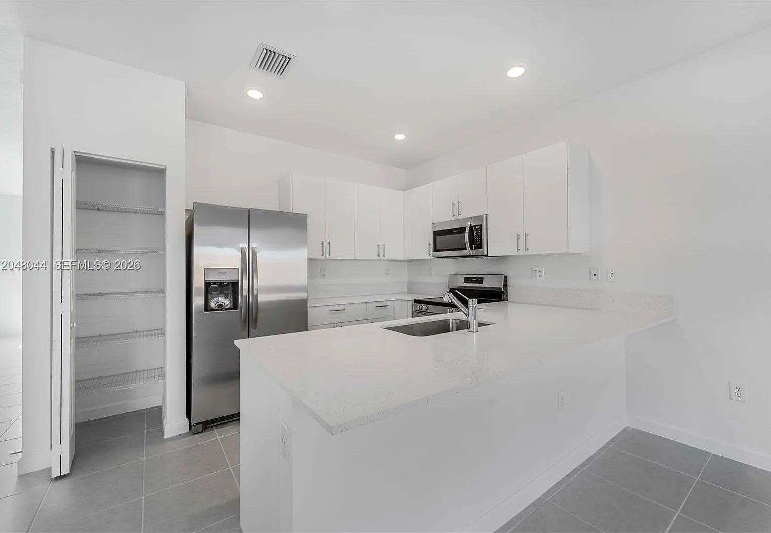 4 bed, 1850 sqft, $3,250 — Photo 4