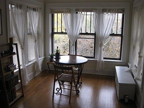 1st image of 5752 N Winthrop Ave #3