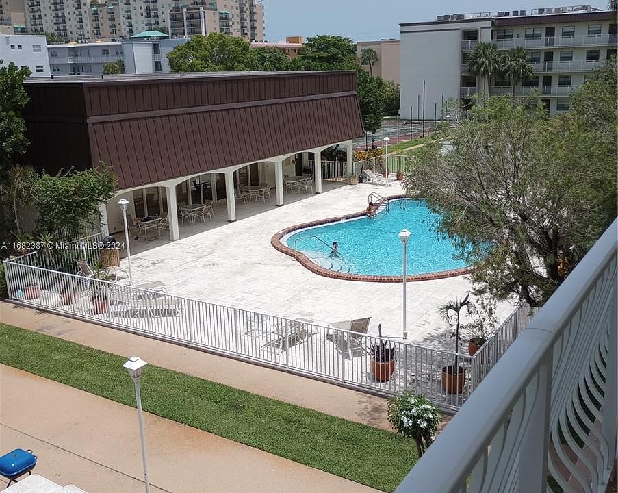 1st image of 500 NE 2nd St APT 309