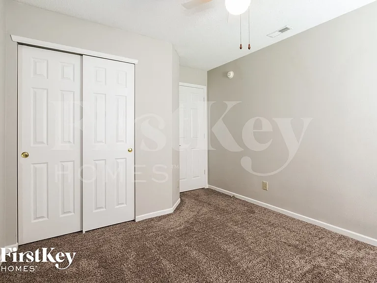 2733 Redland Ln — Photo 13