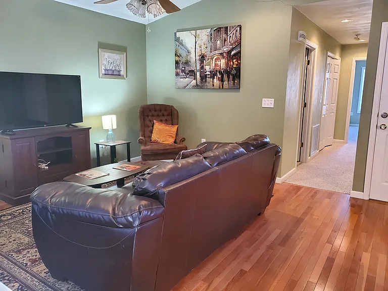 770 Riverland Rd SE — Photo 28