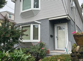 33-33 163rd St #1, Flushing, NY 11358