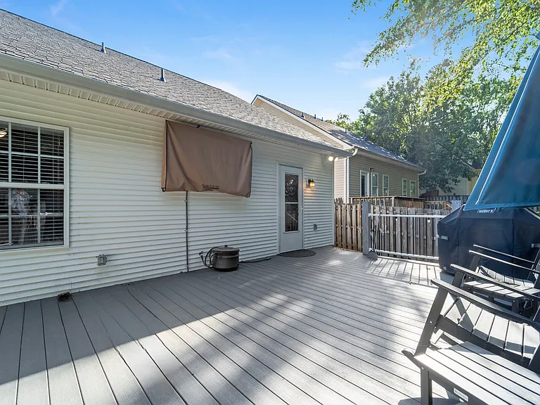 2037 Glennfield Ln — Photo 25