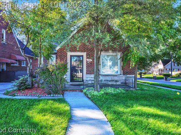361 Elizabeth Lake Rd, Pontiac, MI 48341