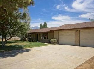 907 Douglas Pl, Calimesa, CA 92320