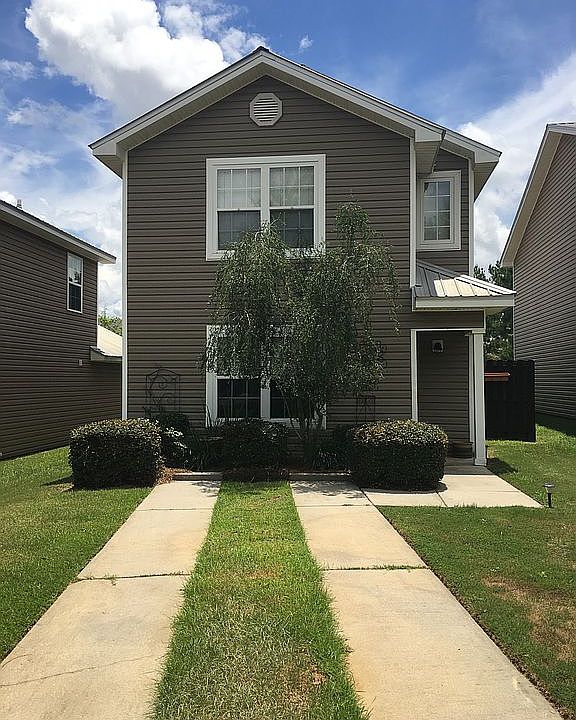 1st image of 130 Coral Ln
