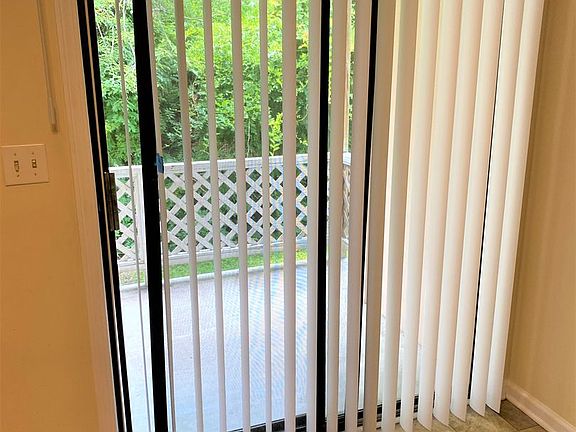 5th image of 522 S Kerr Ave APT 81