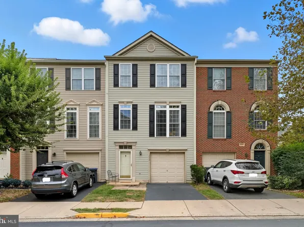 13679 Lavender Mist Ln, Centreville, VA 20120