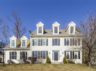 25 Alcott Way, Avon, CT 06001