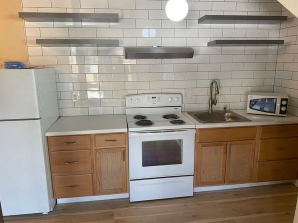 352 Galaxy Ln Suite D