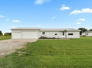 106 Vine St, Ludlow, IL