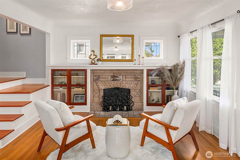 5th image of 7705 23rd Avenue NW