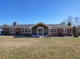 1307 Leadmine Rd, Gaffney, SC 29340