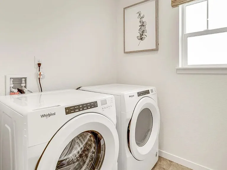 828 N Quatar St — Photo 10