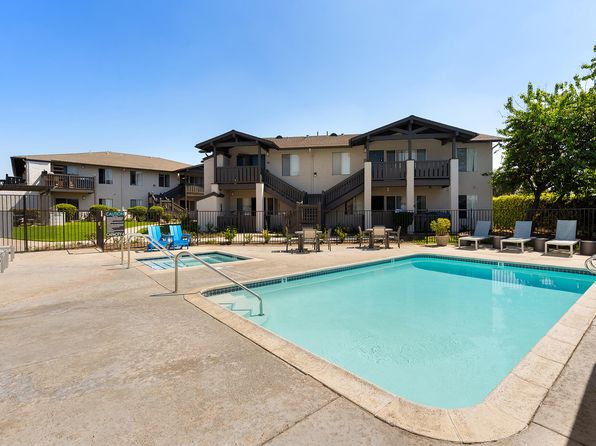 1521 Graves Ave #230